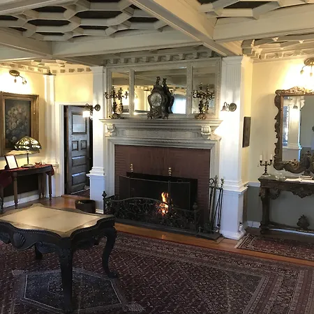 Edgewood Manor Inn Bed And Breakfast-2